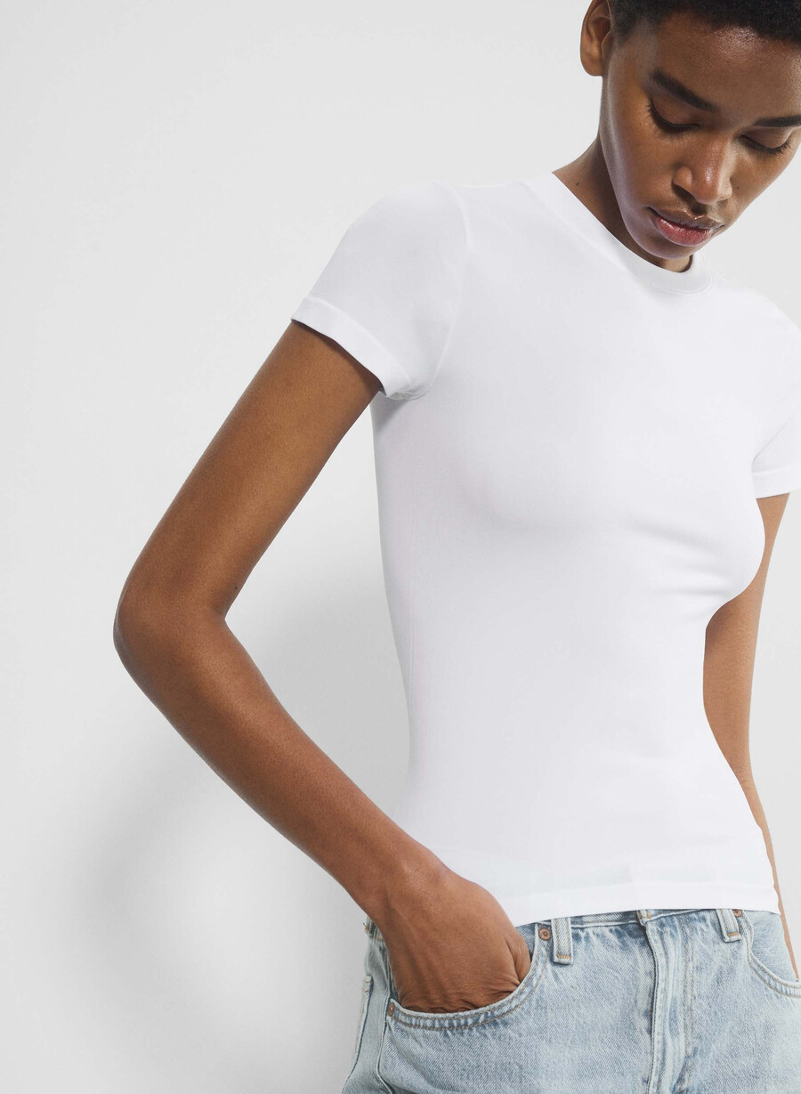 glattes nahtloses willow-t-shirt strahlend weiß