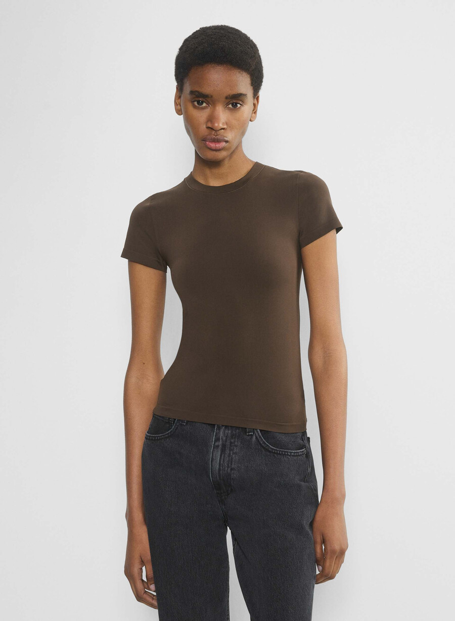 glattes nahtloses willow t-shirt in sattem mokkabraun