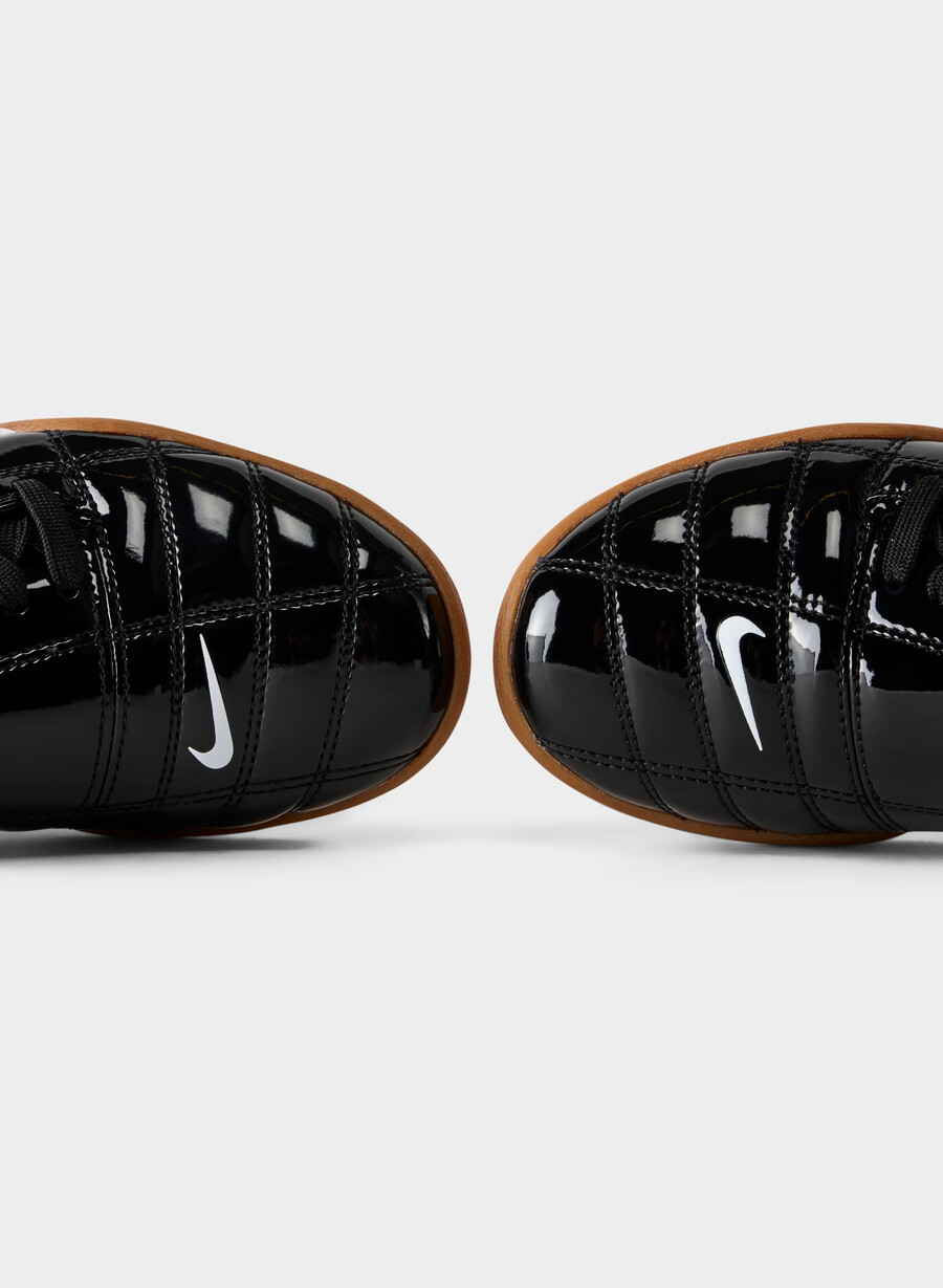 nike t90 schwarzweissgold