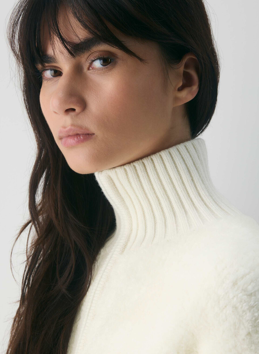 astro zip-up light birch