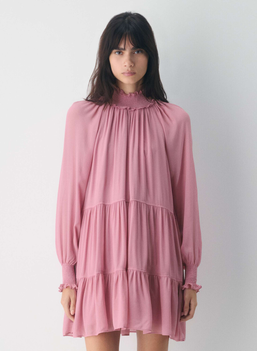 holly kleid gefrorene beeren