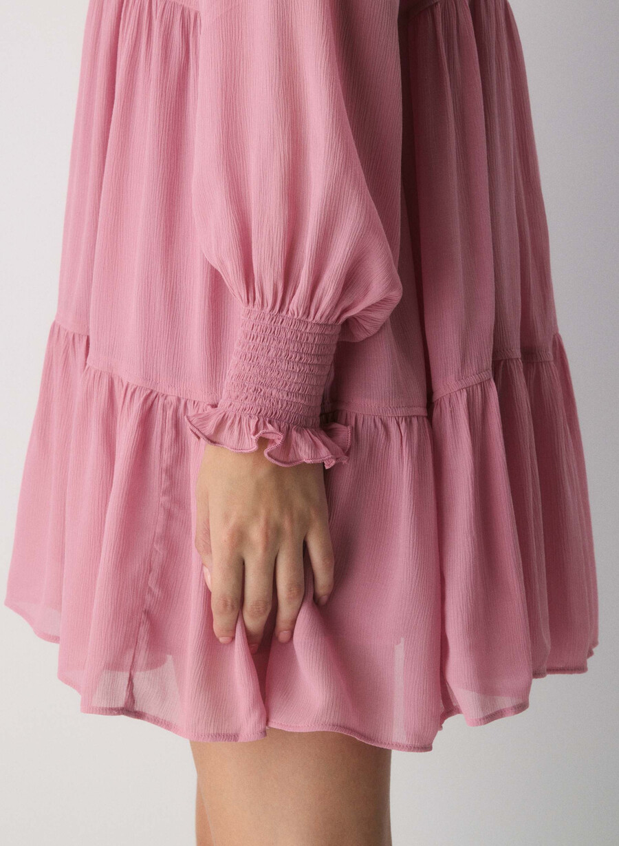 holly kleid gefrorene beeren