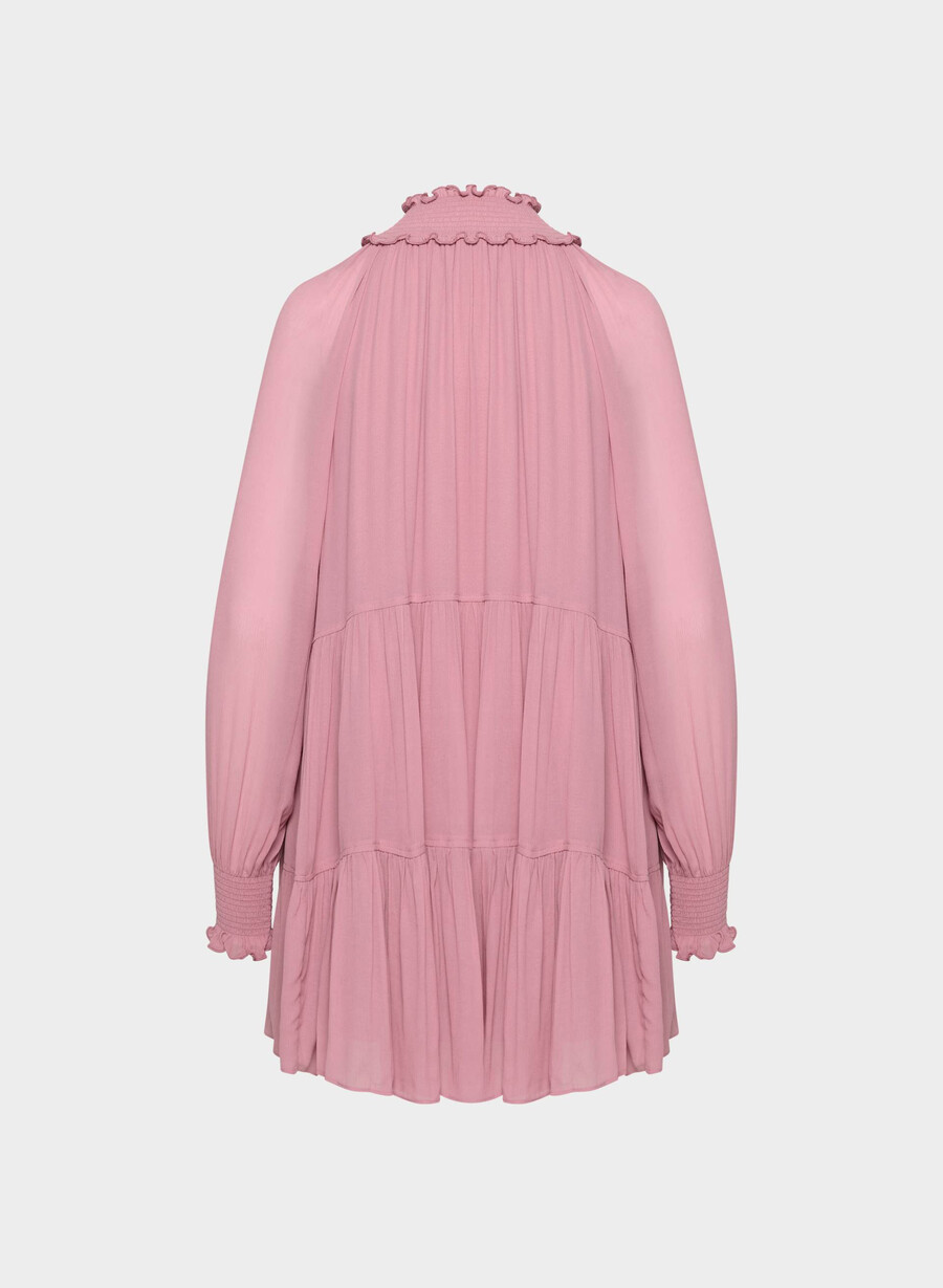 holly kleid gefrorene beeren