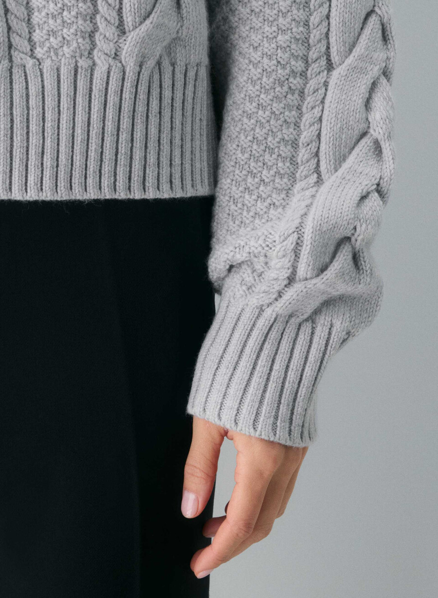 heritage strickpullover aus merinowolle rundhalsausschnitt hochgeschnitten meliertes chrom