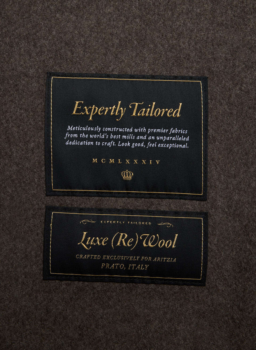 der doppelseitige mantel „embrace – luxe rewool soot