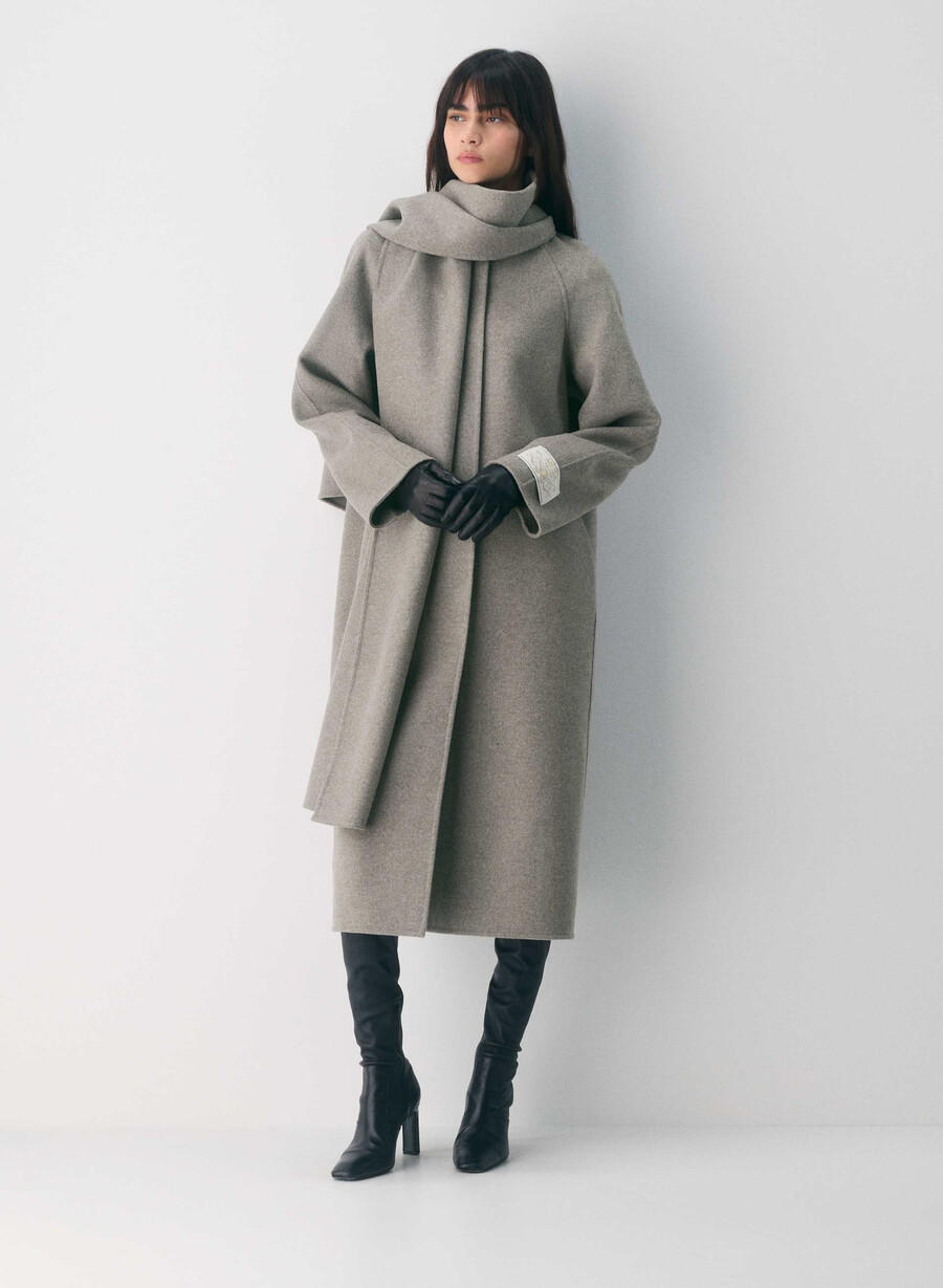der doppelseitige mantel „embrace – luxe rewool heather dark taupe