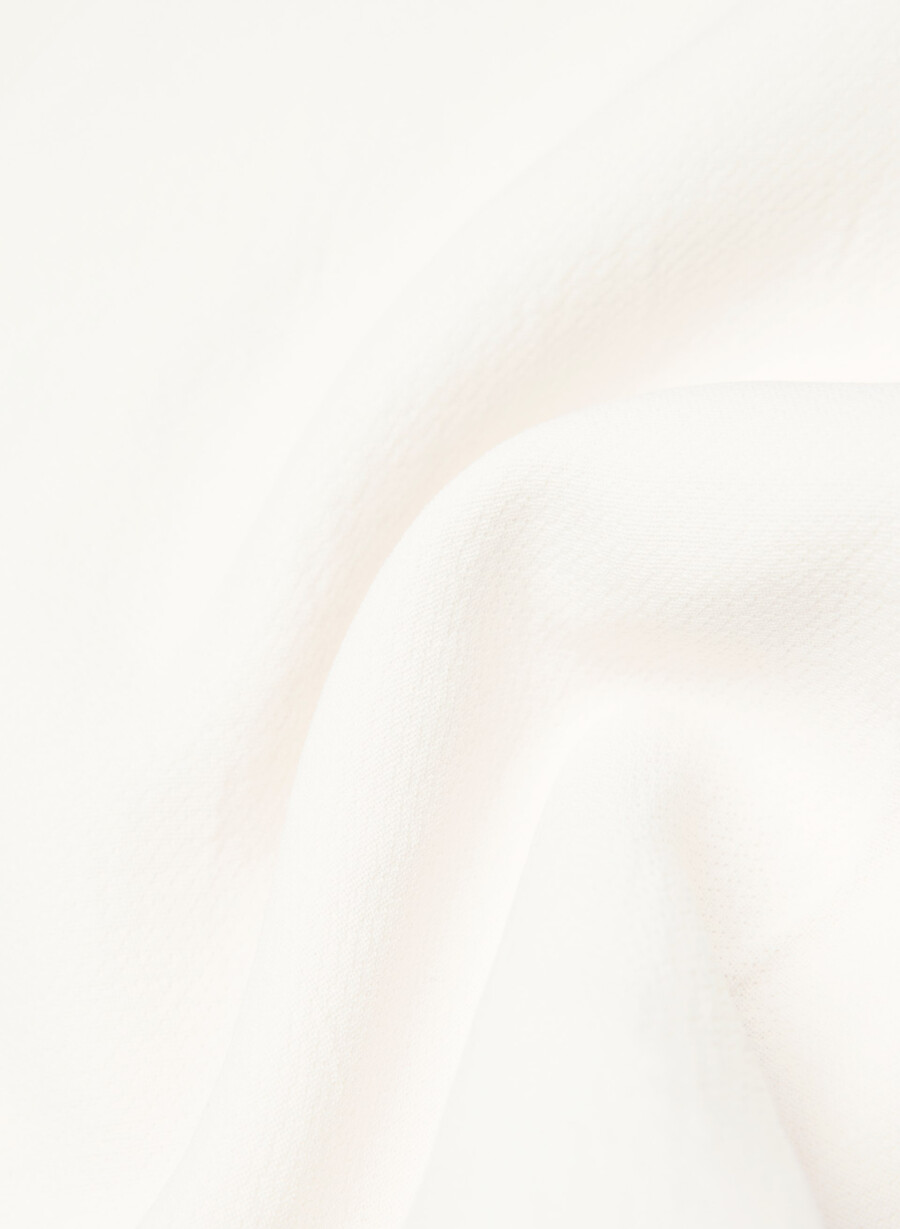 die limitless short micro light birch
