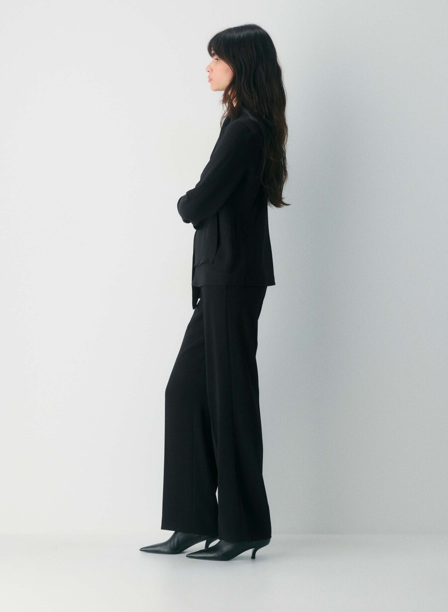 neue agenturhose – mirror crepe espace
