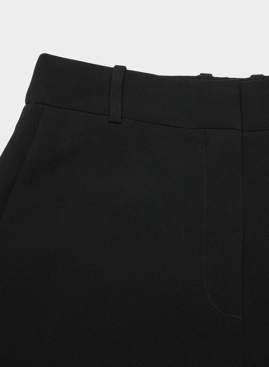 neue agenturhose – mirror crepe espace