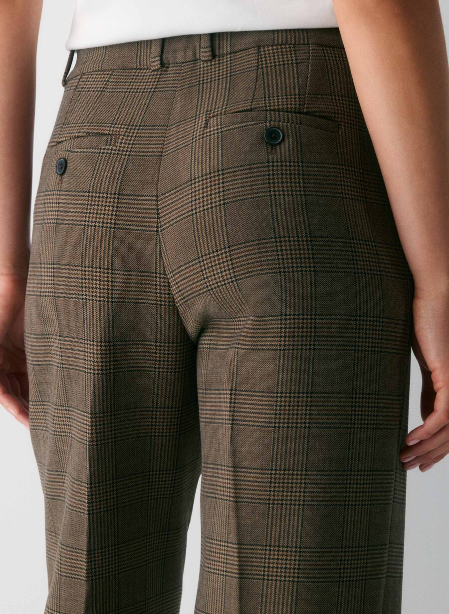 neue agentur curve-fit hose - reessential tyson chk brauntaup