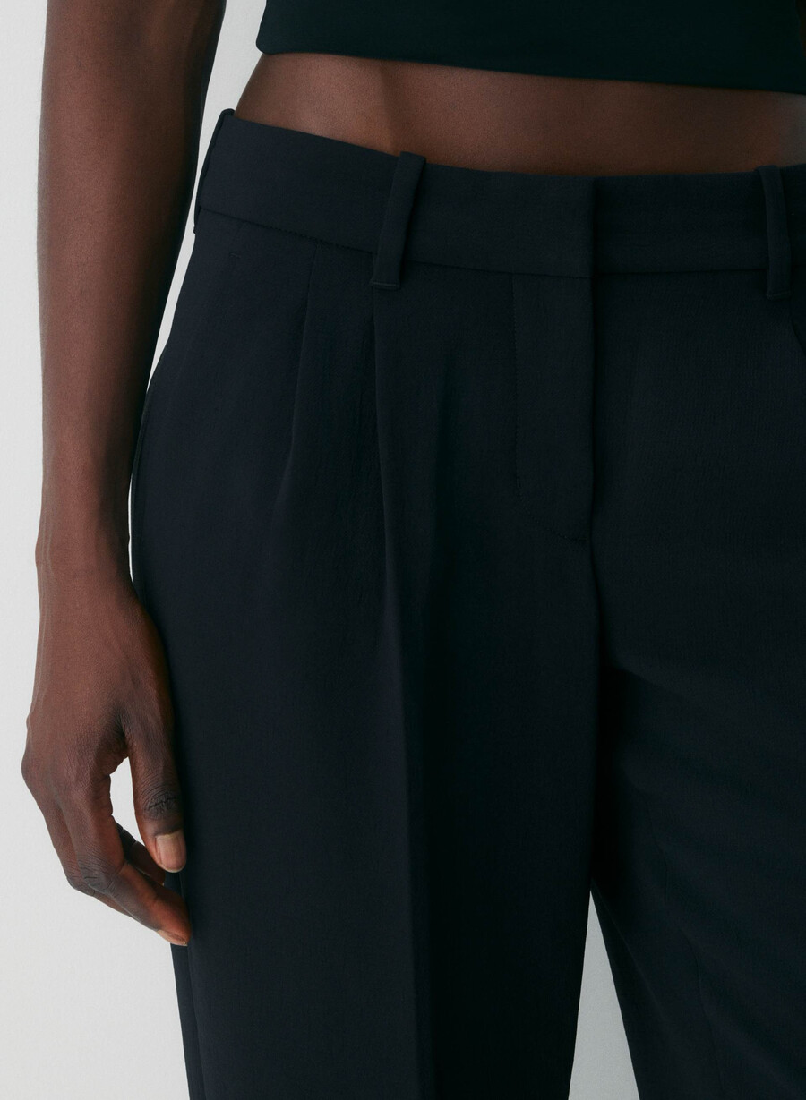 die mühelose hose curve-fit lo-rise - crepette schwarz