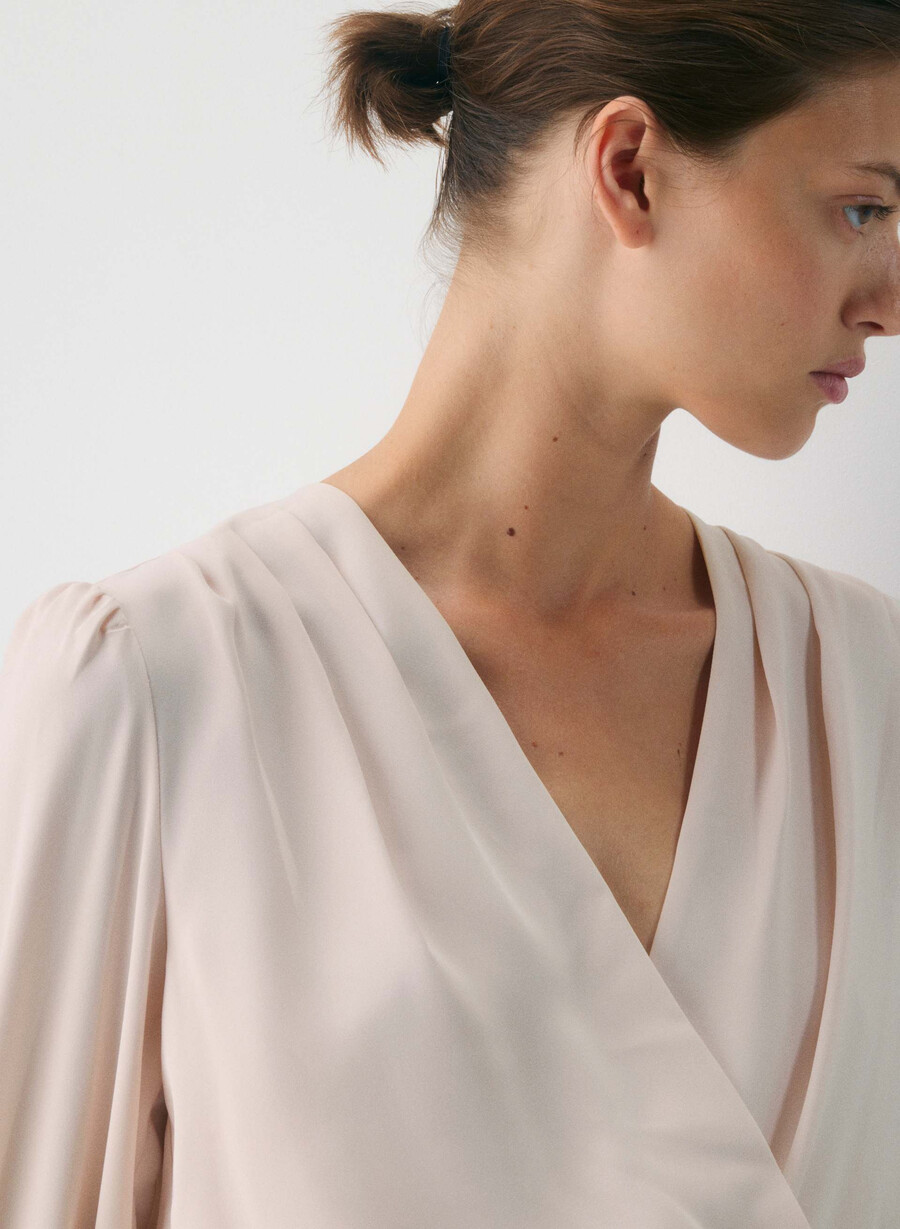 benefizkleid bare rose