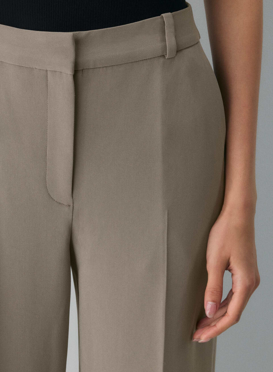 neue agenturhose - sway crepe turner taupe