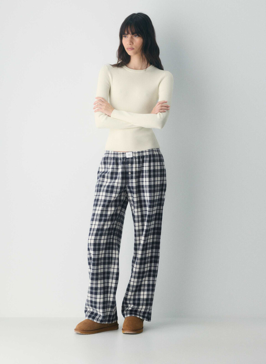 hush sweater hellbirke