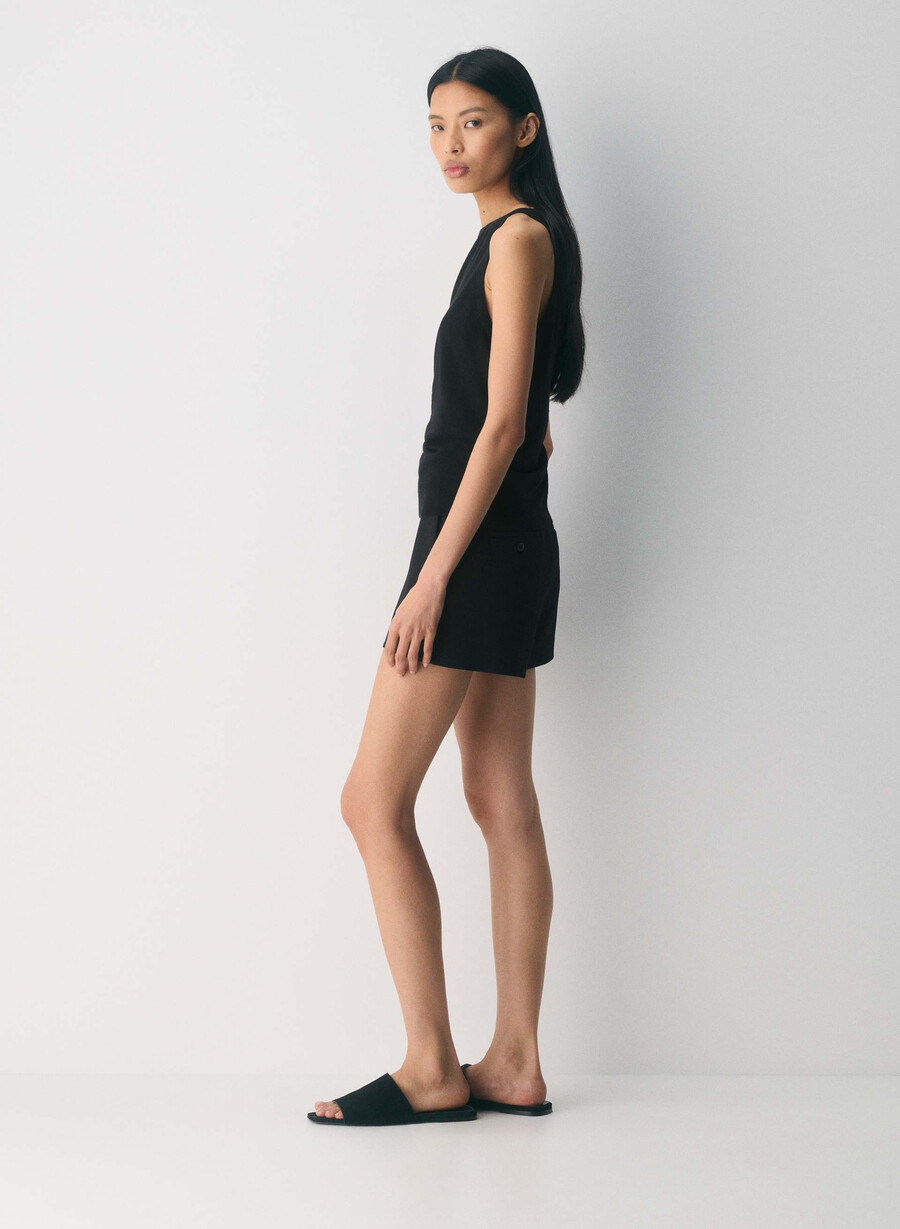 new agency mini short - reessential black