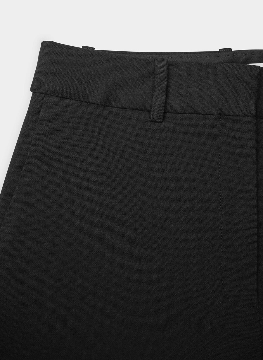 new agency mini short - reessential black