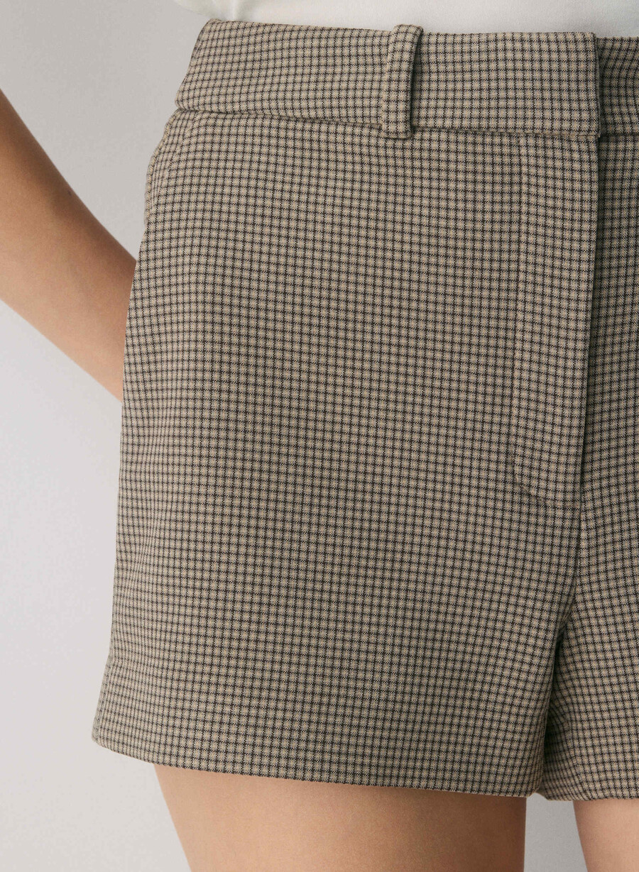new agency mini short - reessential har check mc brmb