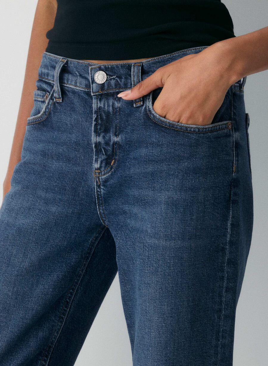 agolde low rise slim jeans slick