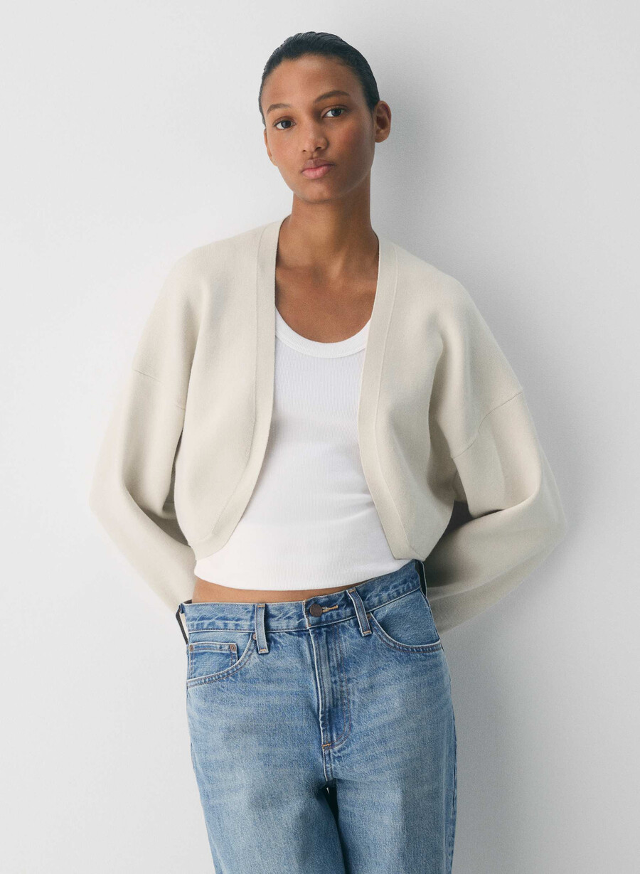new decision shrug - wonder yarn matte pearl