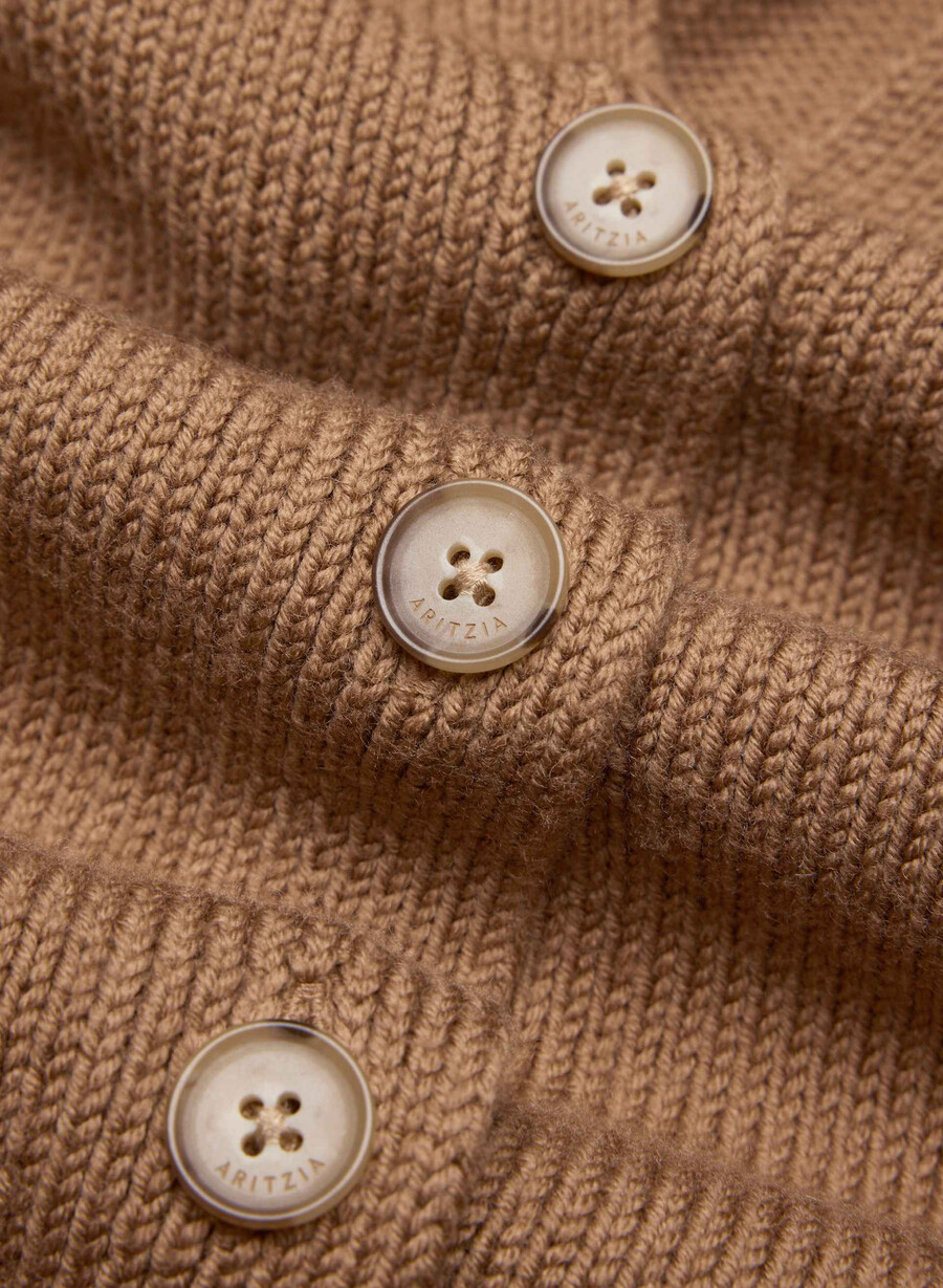 grobstrickjacke aus merinowolle mit v-ausschnitt von saville