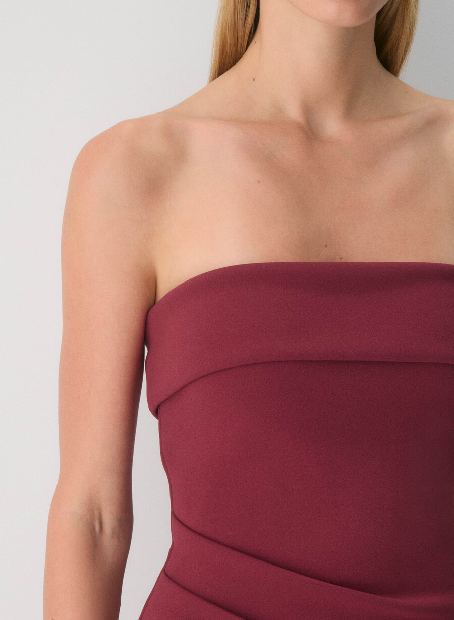 figureknit eyecatcher kleid cordovan