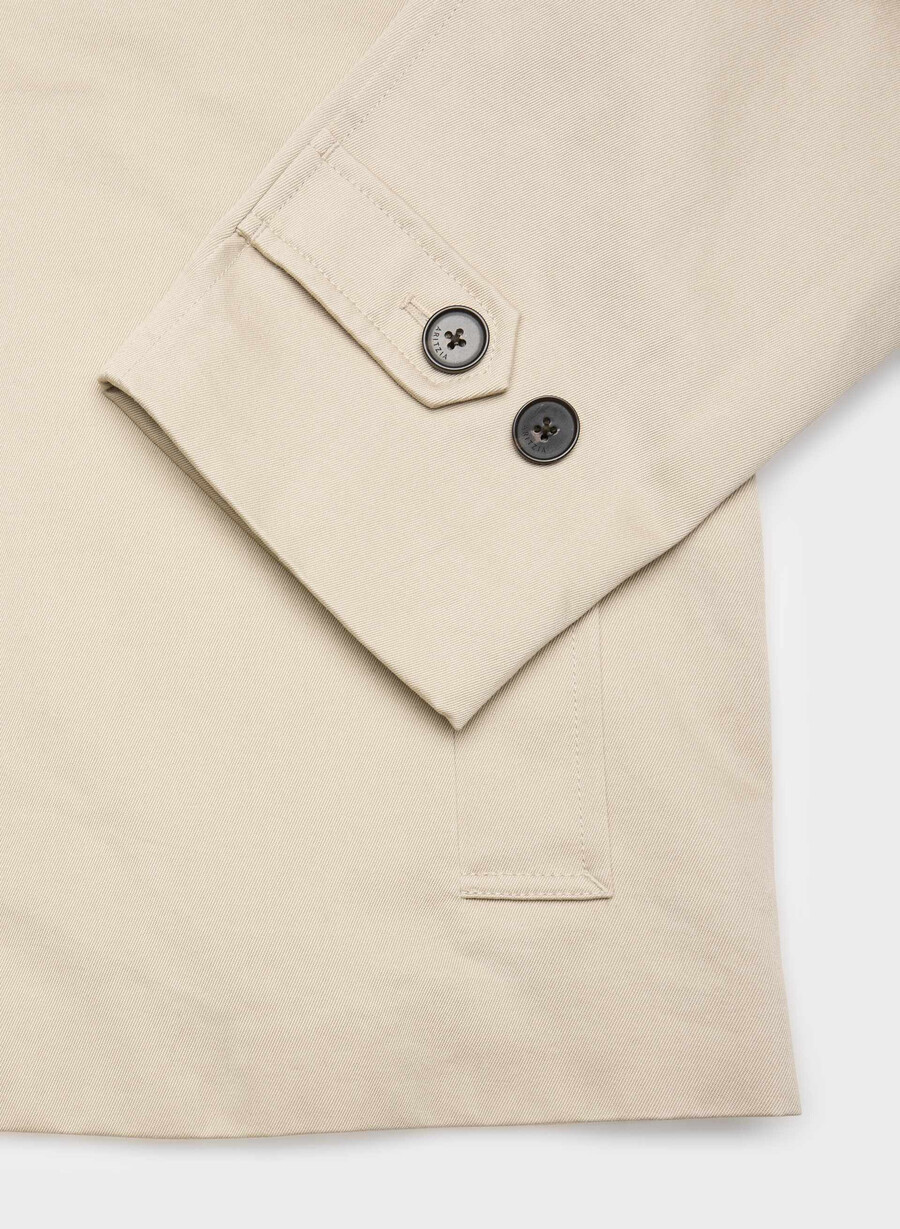 regent kurzer trenchcoat – rich twill marcona beige