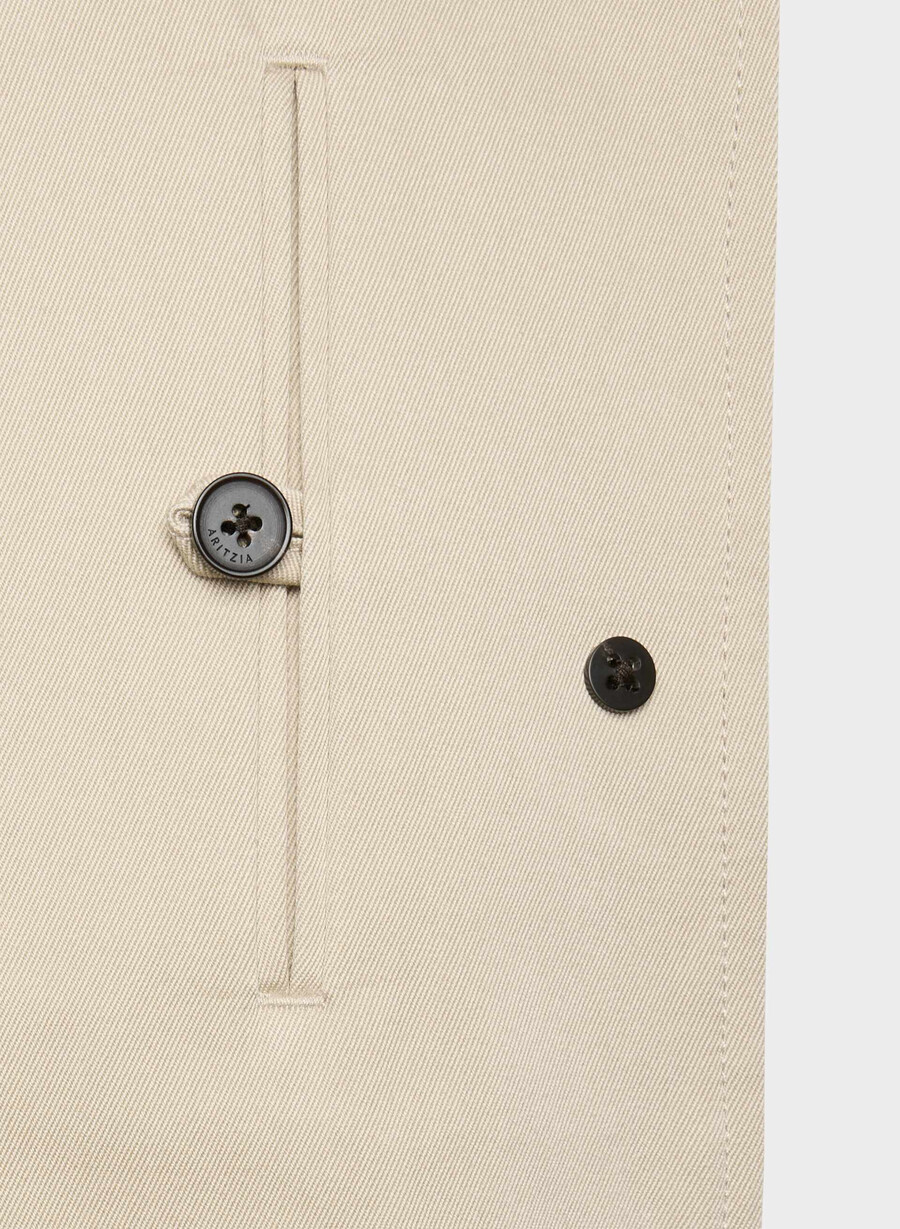 regent kurzer trenchcoat – rich twill marcona beige
