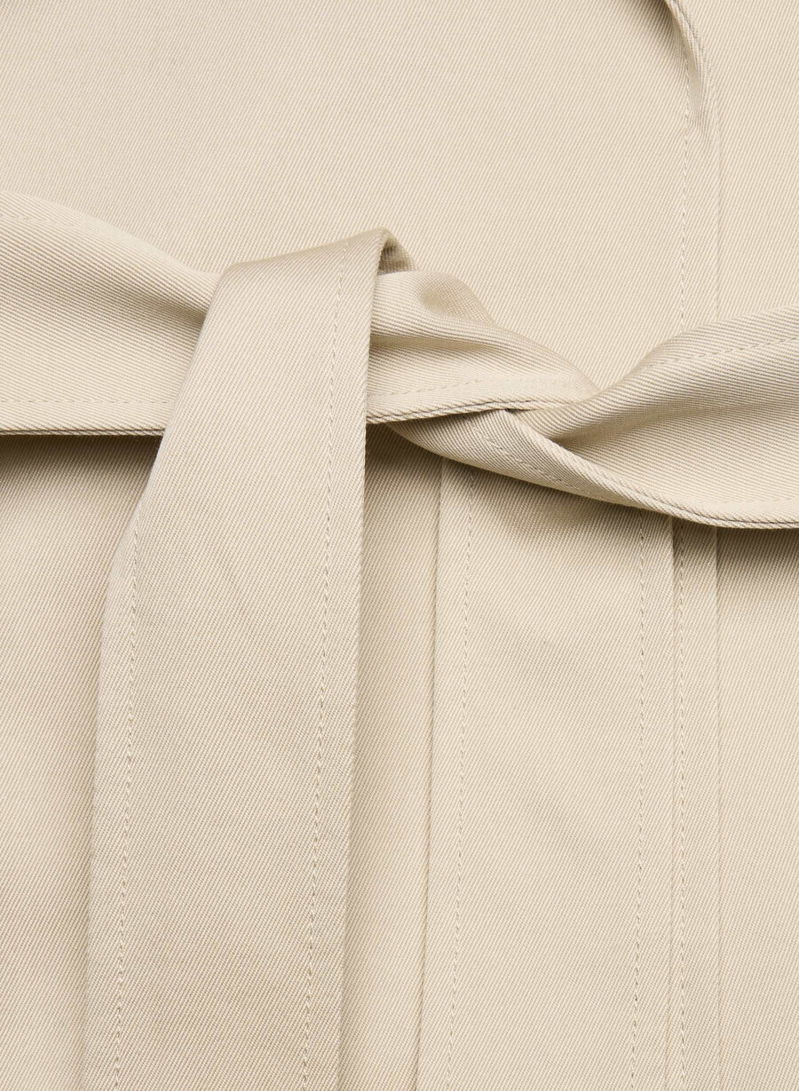davis trenchcoat – rich twill marcona beige