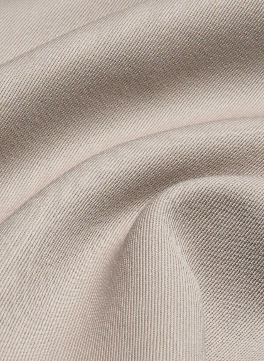 der genre-mantel smoky ash