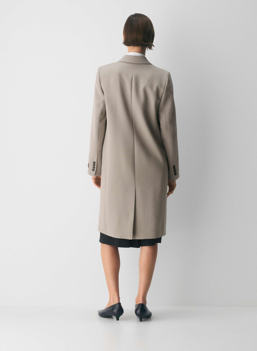 der genre-mantel smoky ash