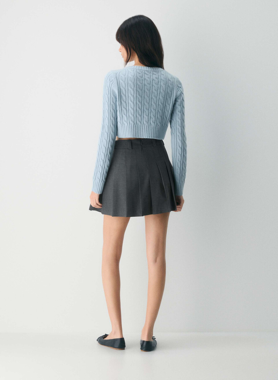 teetassen-strickjacke in taublau