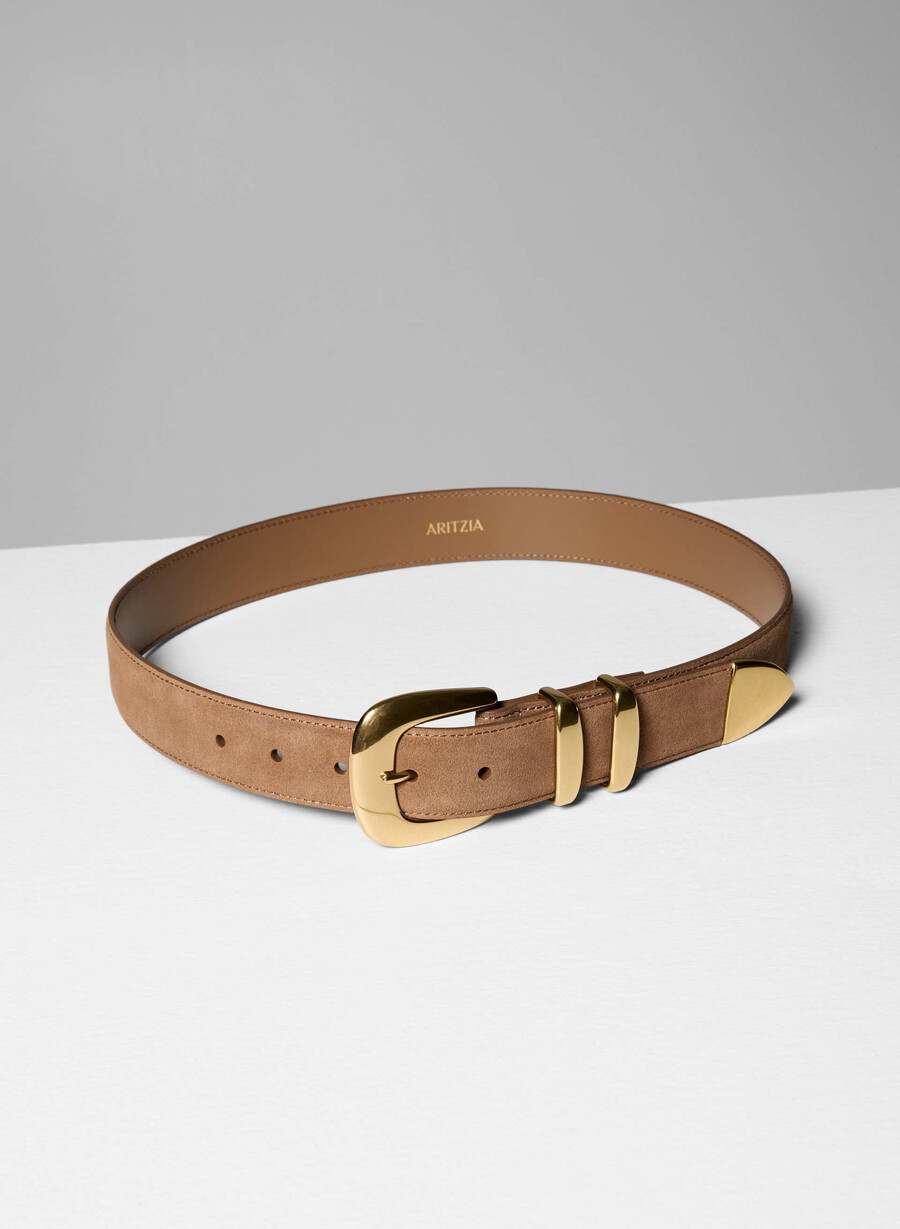 legendärer breiter gürtel aus massivem messing und wildleder in den farben rohumberbraungold