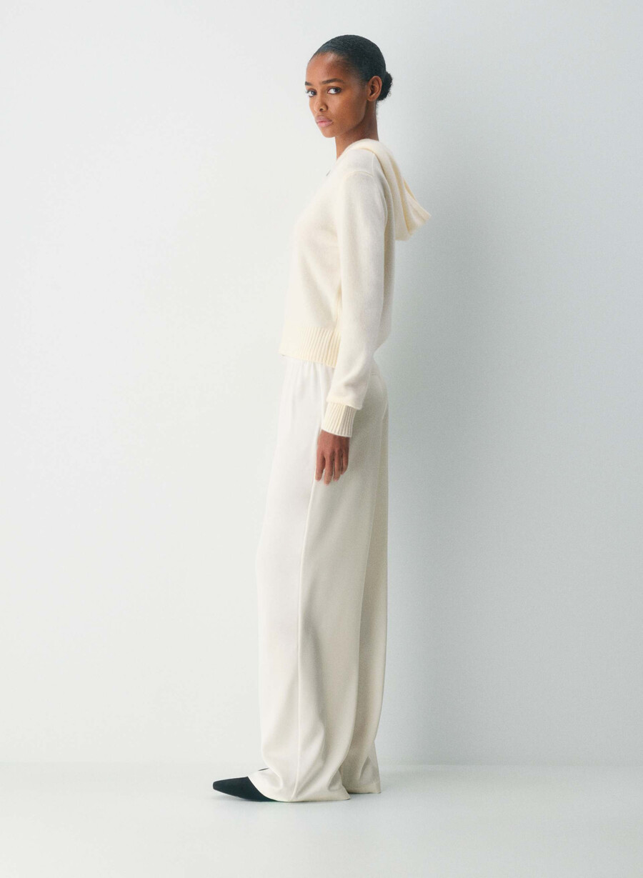 essential cashmere idyllic zip hoodie whisper white