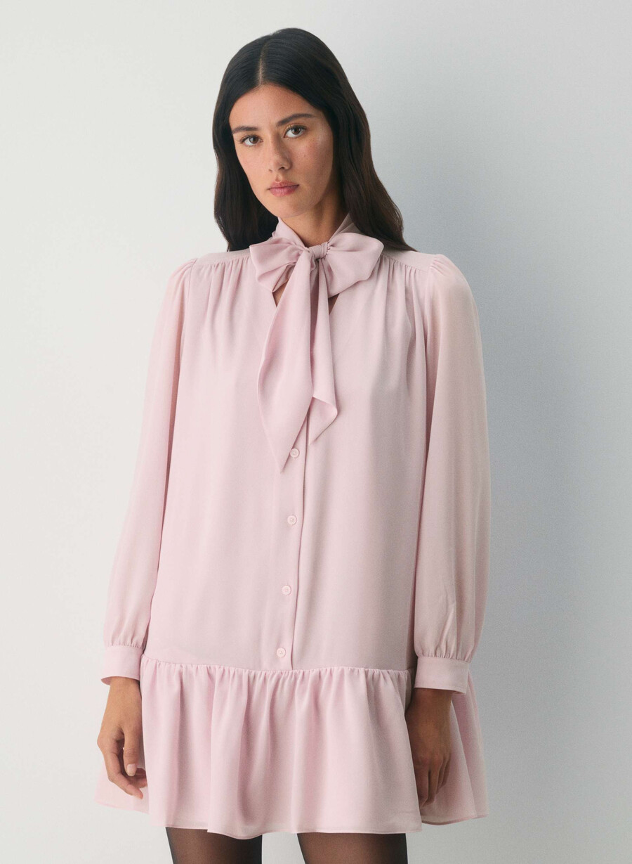 herrenkleid altrosa