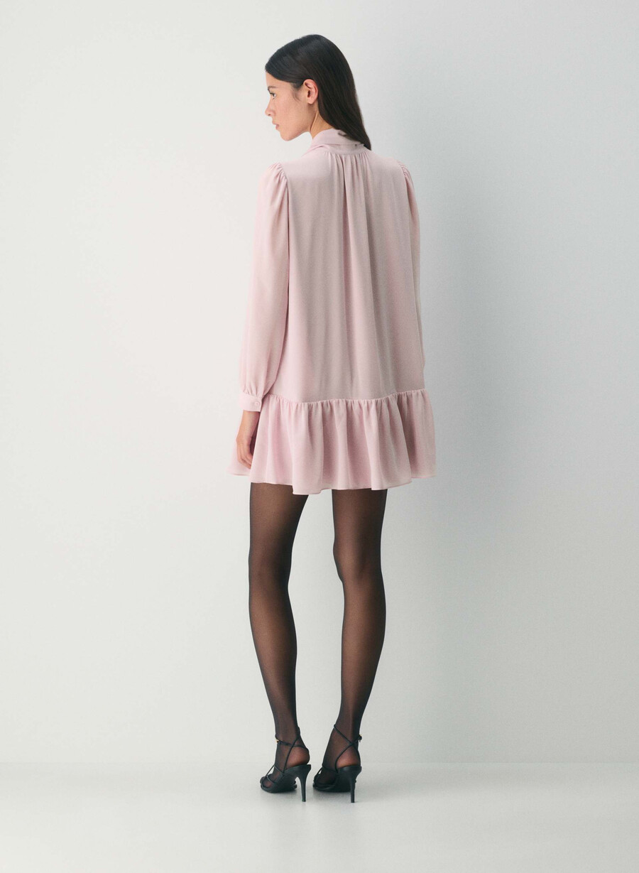 herrenkleid altrosa