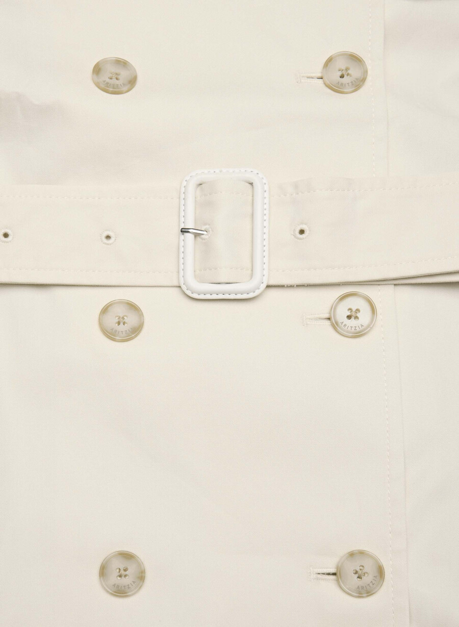 der kurze trenchcoat „the finch – city twill birch
