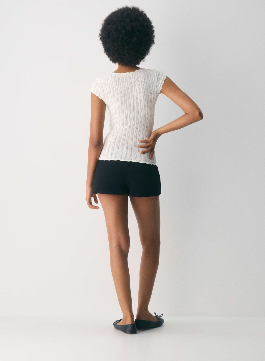 synopsis top - wonder yarn light birch
