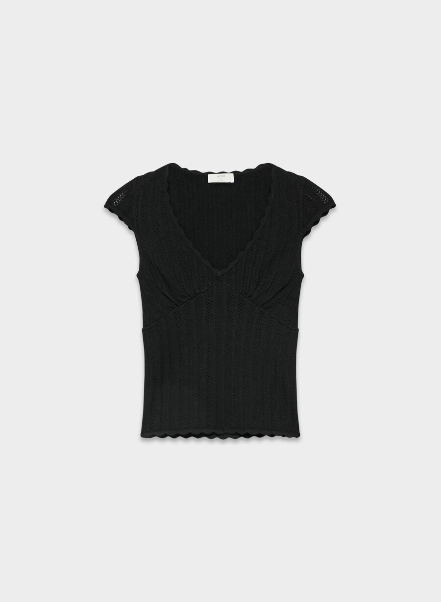 synopsis top - wonder yarn black