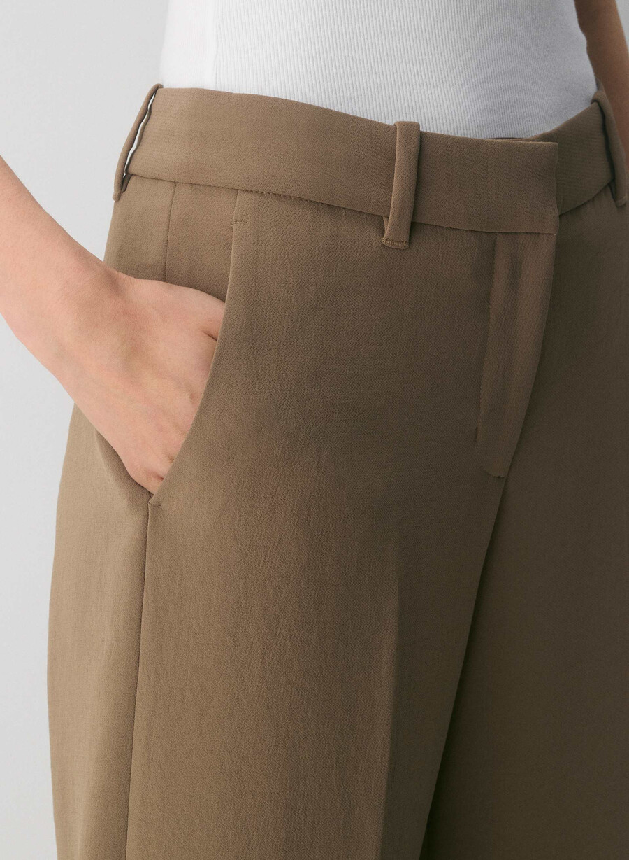 spire hose – crepette folio braun