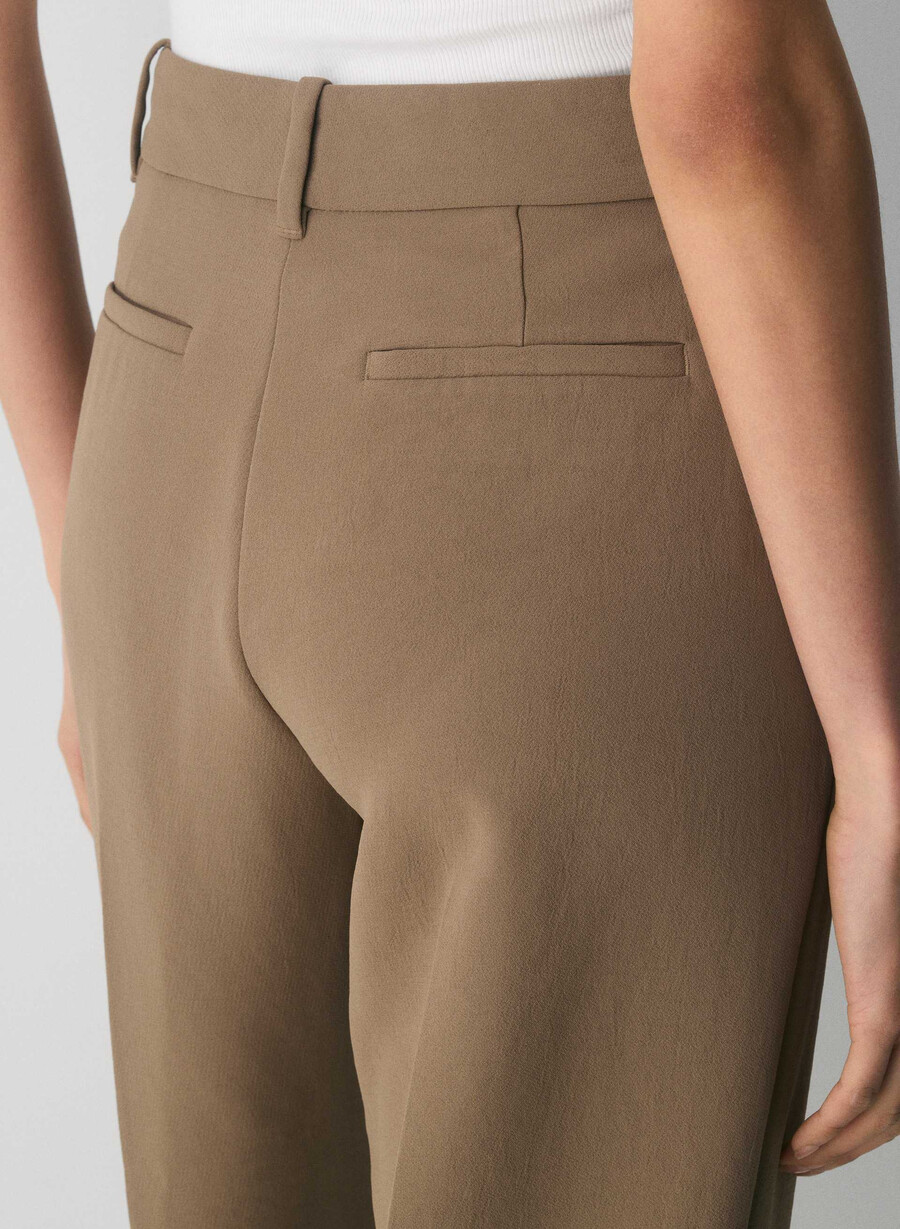 spire hose – crepette folio braun