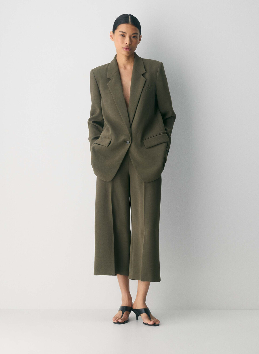 podium hose – crepette dark olive