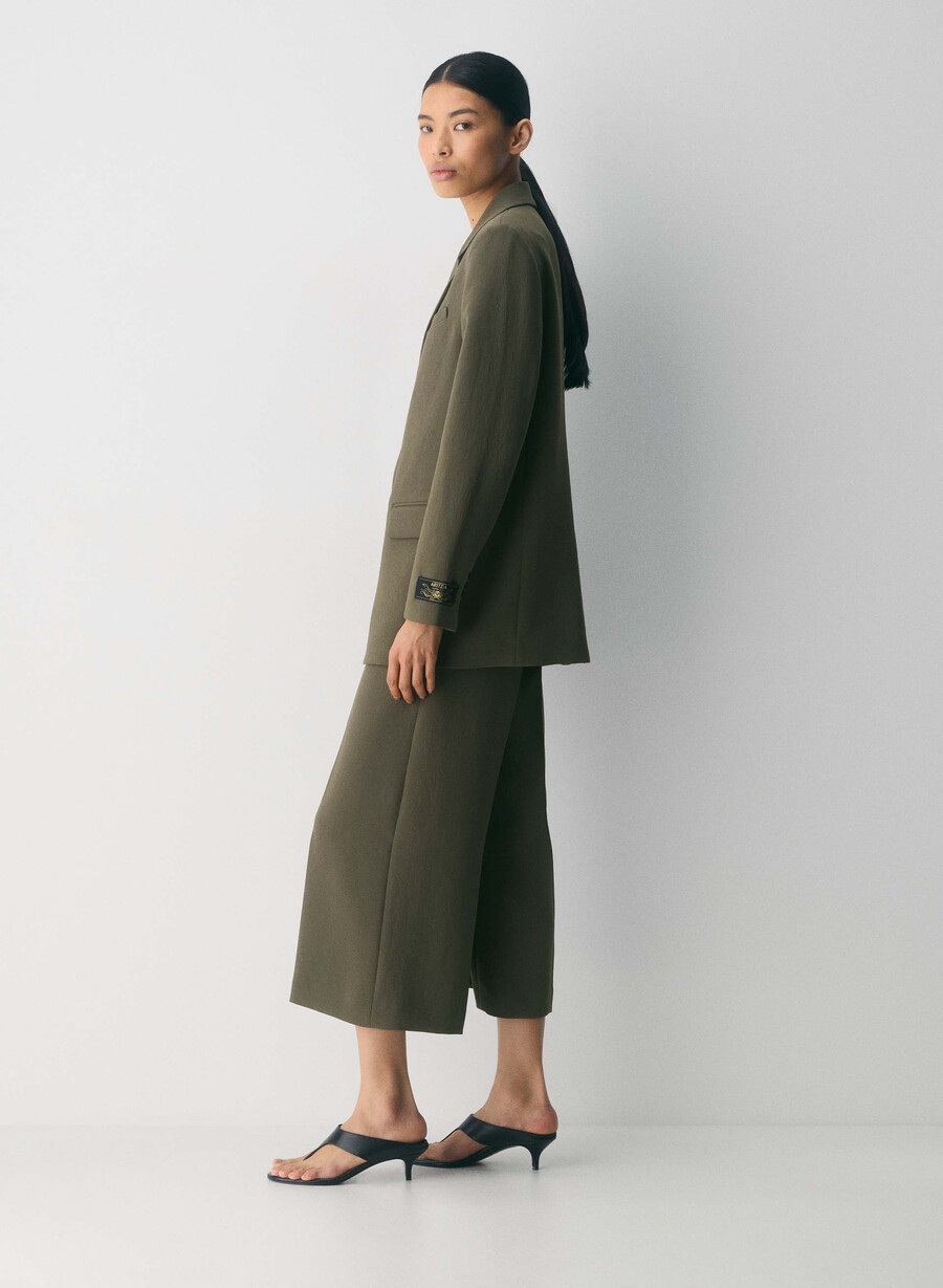 podium hose – crepette dark olive