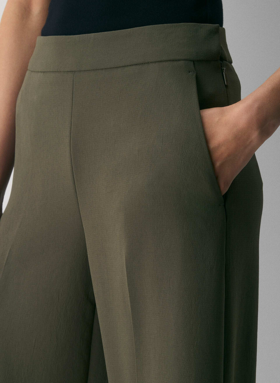 podium hose – crepette dark olive