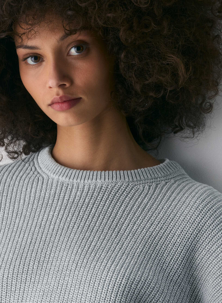 servo sweater heather chrome