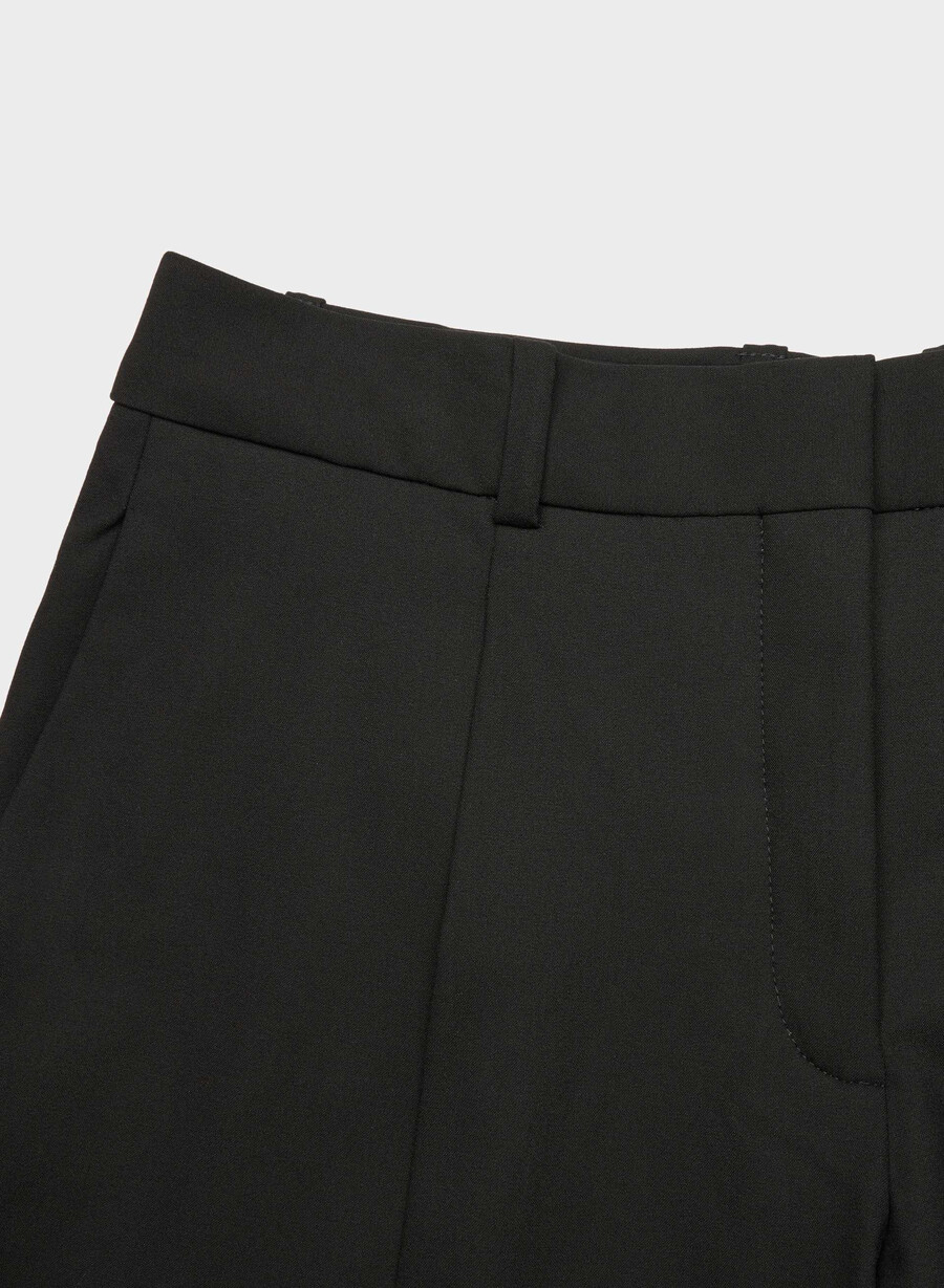 touchpoint short - reessential light black