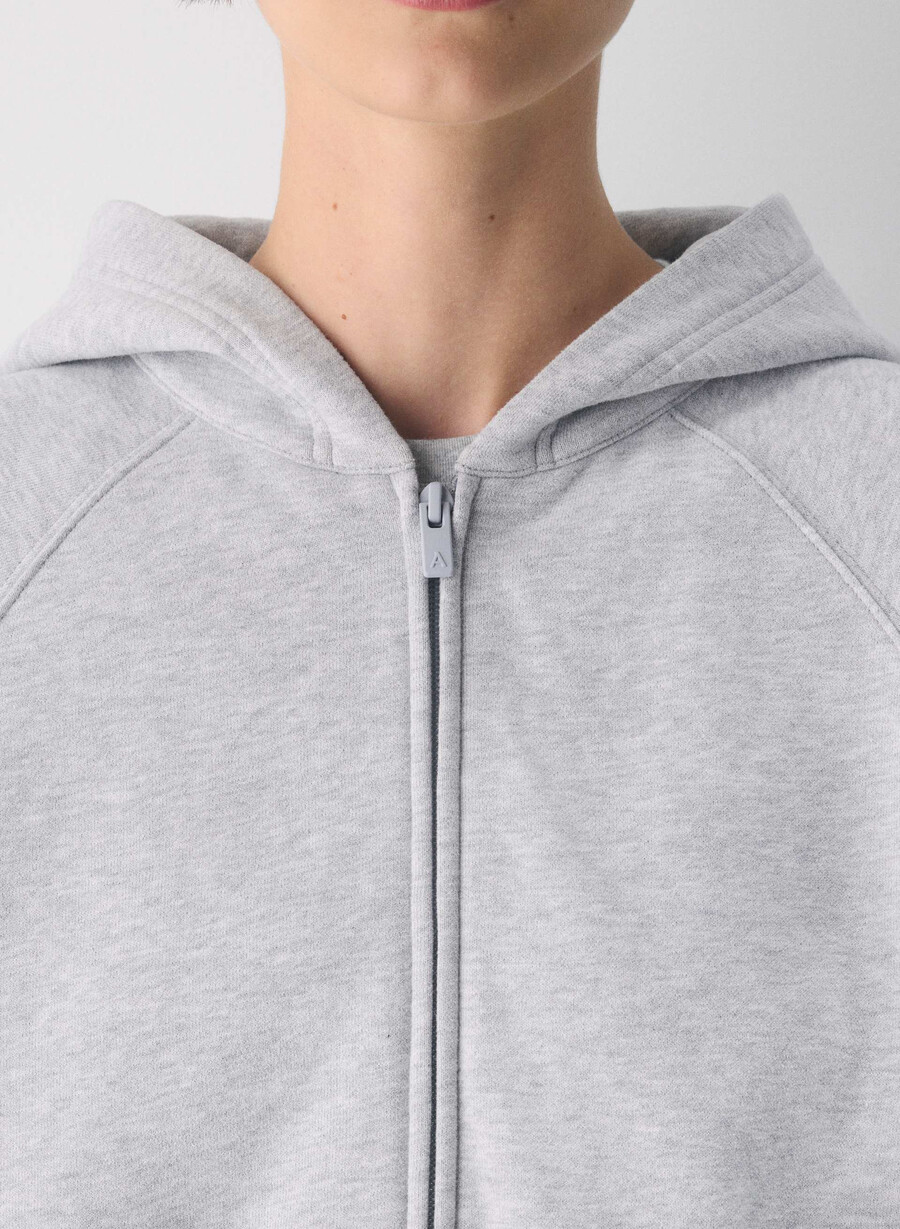 kuscheliger mega raglan zip hoodie aus sweatfleece farbe heather chrome
