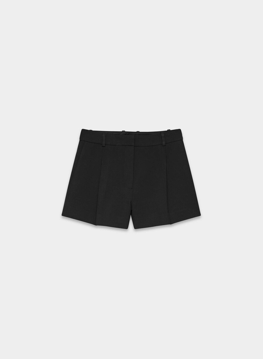 cityscape kurzfilm - reessential black