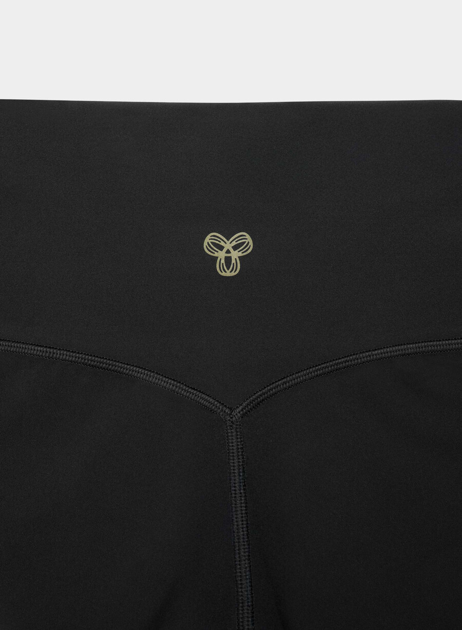 butter cheeky infinite hi-rise 3 short black