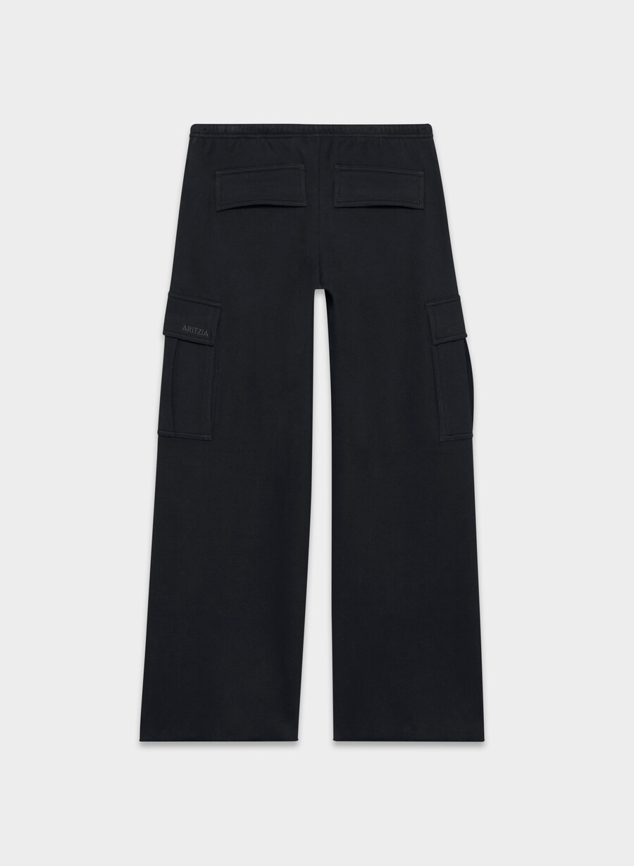 gemütliche fleece-sweatpants mit mega-cargo-effekt schwarz