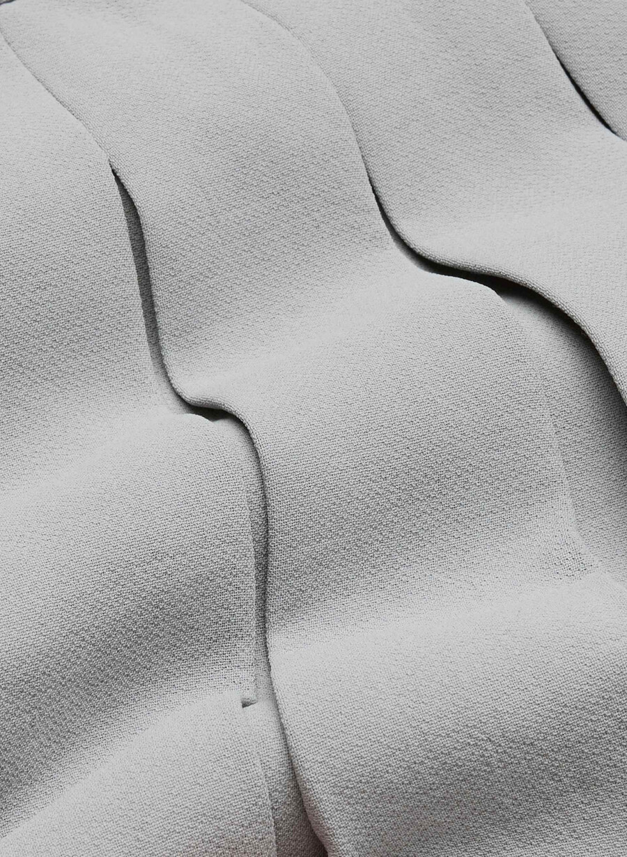 sima skort – crepette riverstone grau